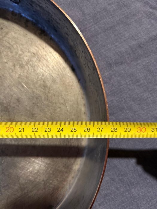 Frigideira antiga em cobre