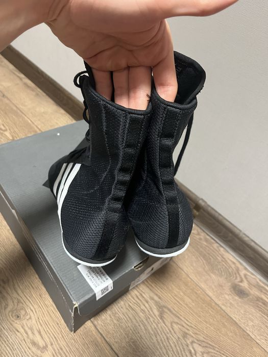 Боксерки Adidas Box Hog 2