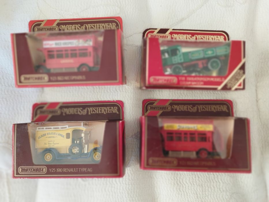 conjunto de 4 carros Matchbox de Ontem.