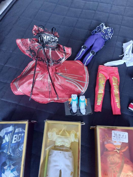 Ubranka dla lalki rainwow high