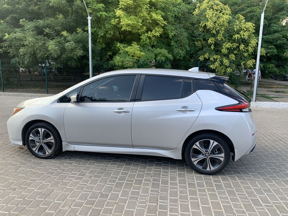 nissan leaf 2021 64kwh