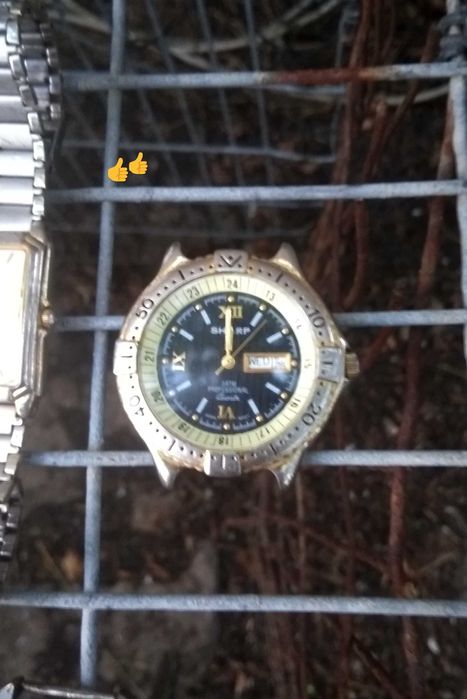 Винтажные Часы SHARP Япония наручные Обмен на смартфон картины серебро