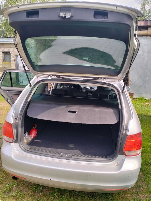 Sprzedam Volkswagen golf 6 kombi z 2013r
