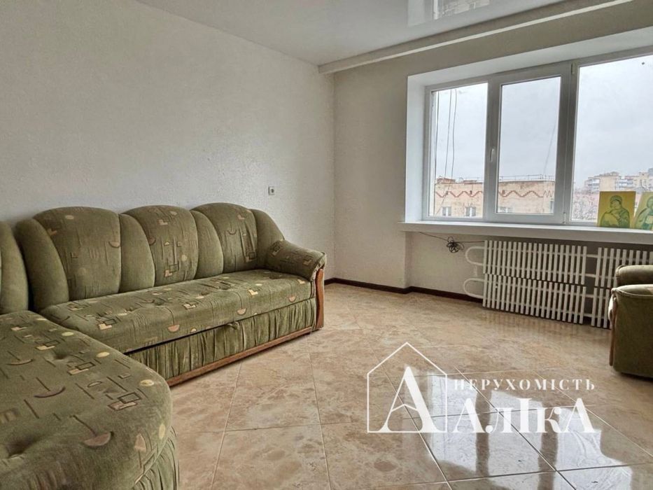 Продам 2-кімнатну квартиру в самому центрі міста