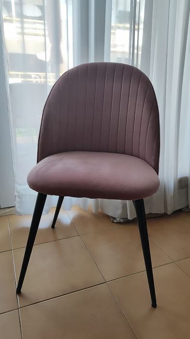 4 Cadeiras aveludadas