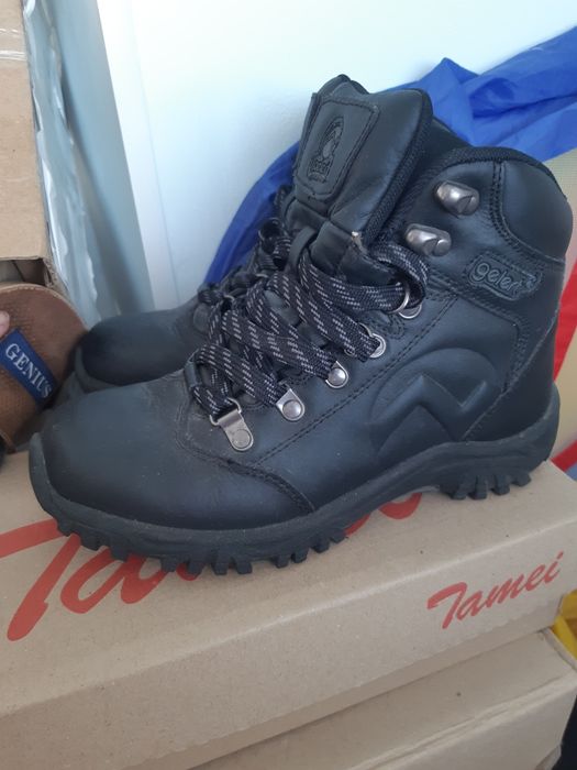 Подставка под книги .130 гр. Розовая..