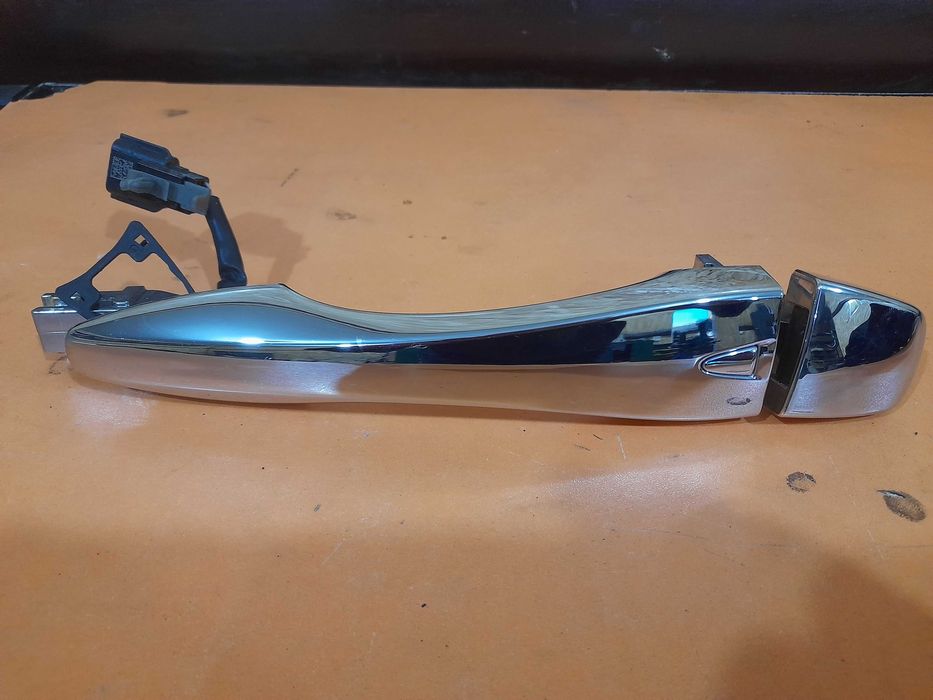 Ручка двери внешняя перед лев Nissan Altima 13-18 хром 80640-3TA3A
