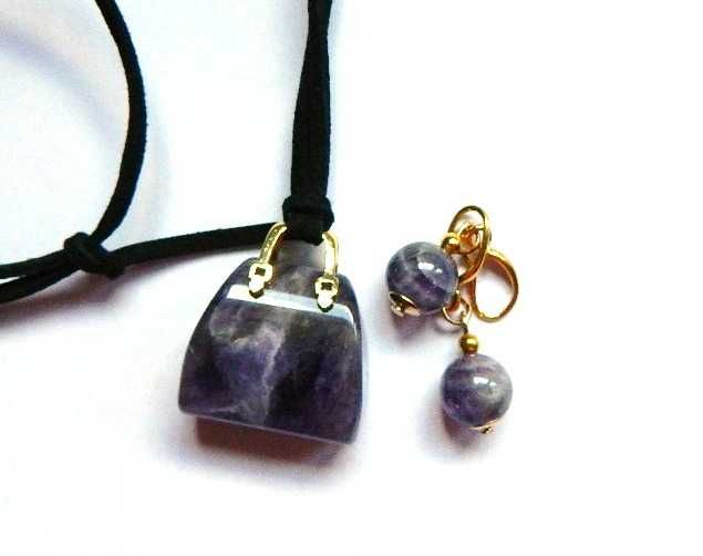 Relaksujący ametyst, zestaw biżuterii w złocie, wisiorek i kolczyki