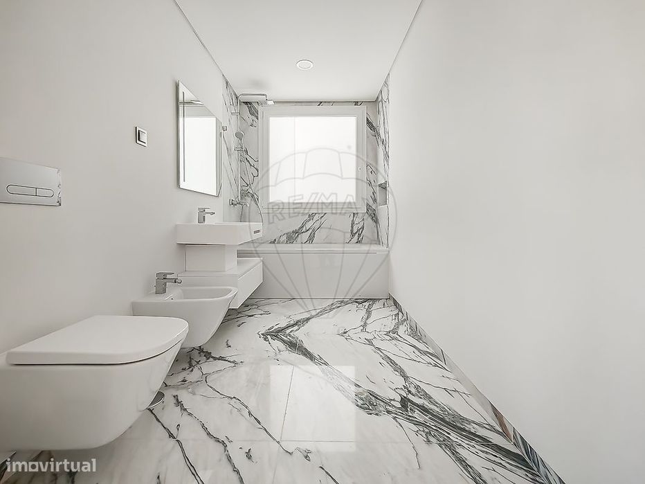 Apartamento T4 para venda