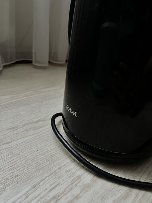 Електричний чайник Tefal