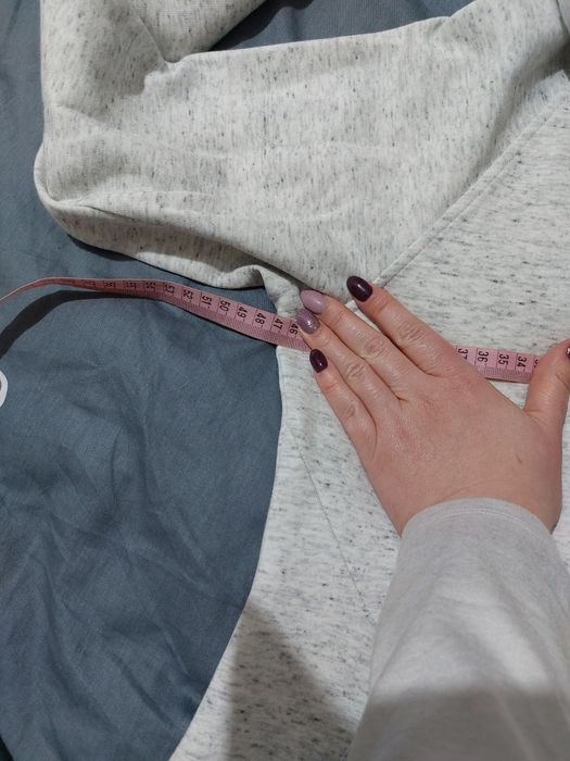 Piękna bluza nike r. S