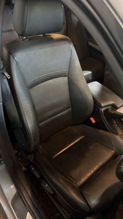 E91 320D LCI PACK M - inteira para peças apenas