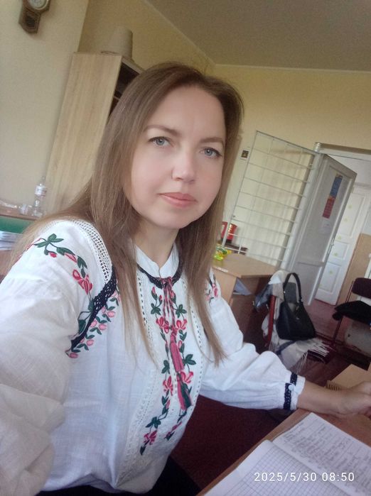 Вчитель  репетитор з математики та фізики