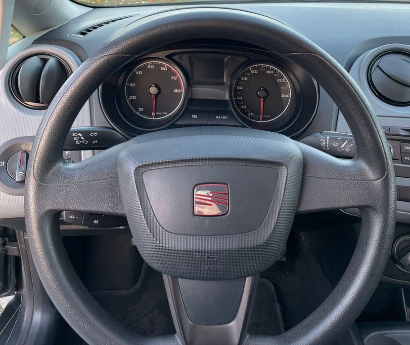 Samochód SEAT Ibiza