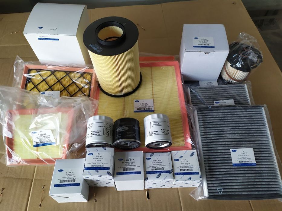 Масло моторне Ford Castrol Magnatec 5w20 15D63C 5л 1л