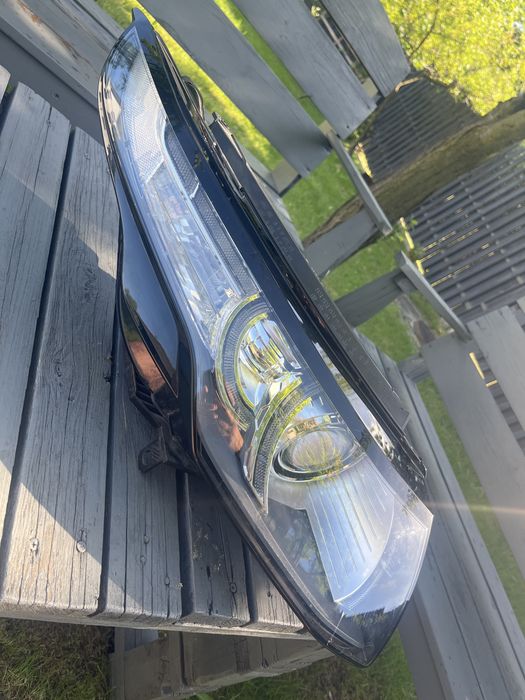 Lampa Land Rover Range Evoque Prawa