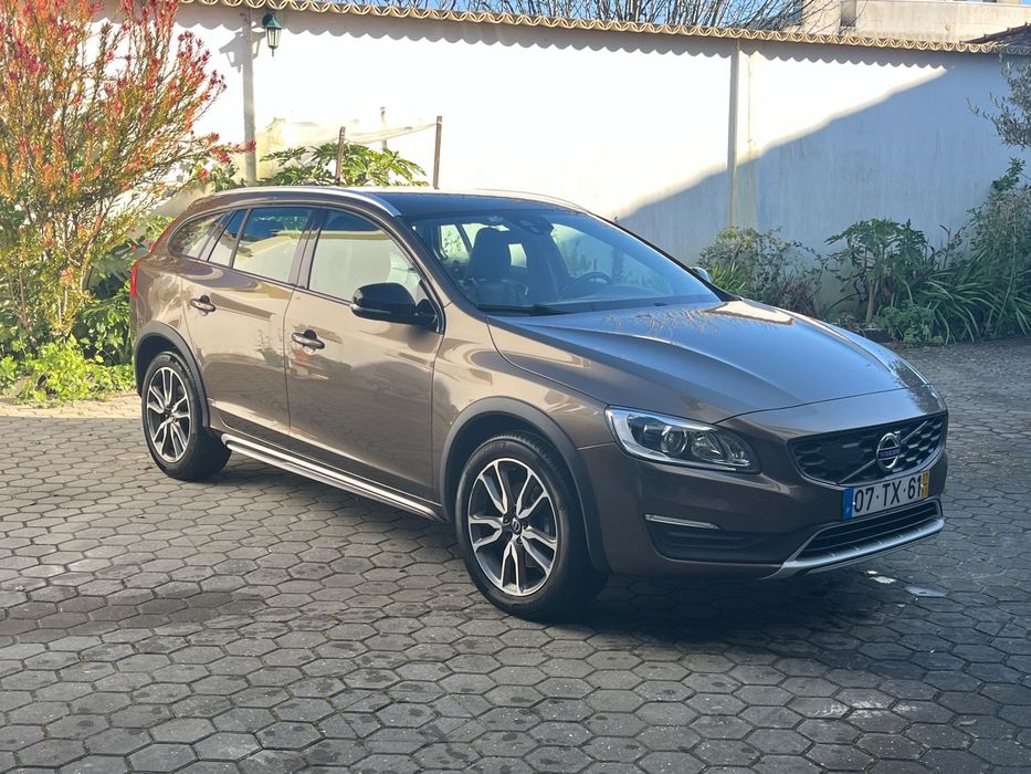 Volvo V60 Cross Country 2.0 D4 Pro