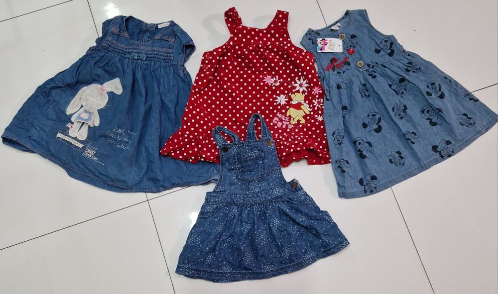 Sukieneczki w rozmiarze 12-18m