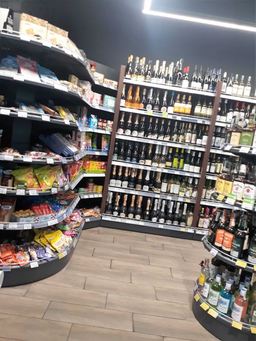 Київ Центр фасадне окремий вхід з орендарями