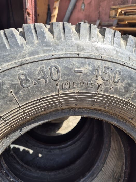 Opony 8.40-15c  8.40-15