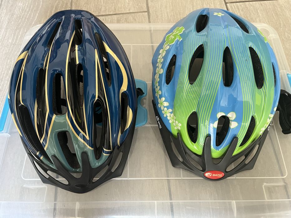 Vendo capacetes de criança tamanho L  (58cm - 62cm)