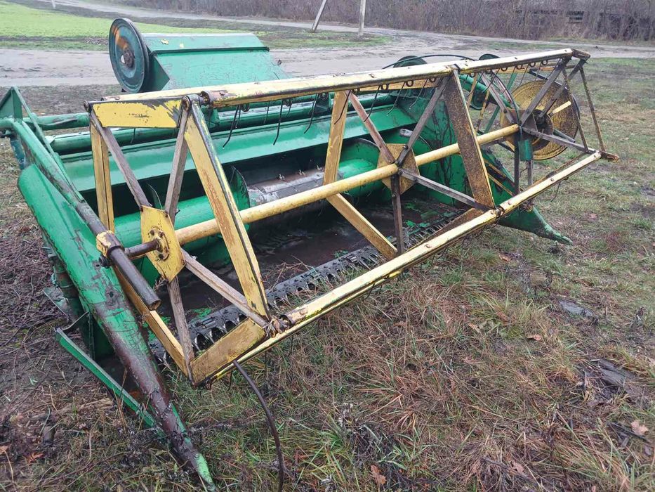 Комбайн Вольво 830