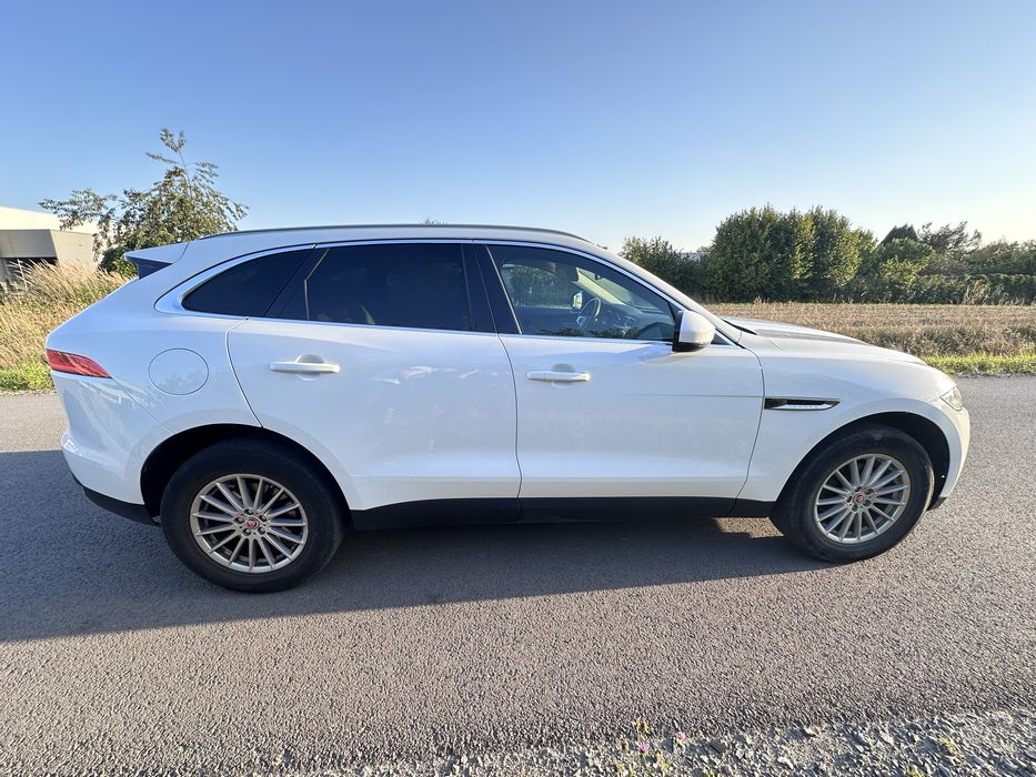 Jaguar F-PACE 2.0