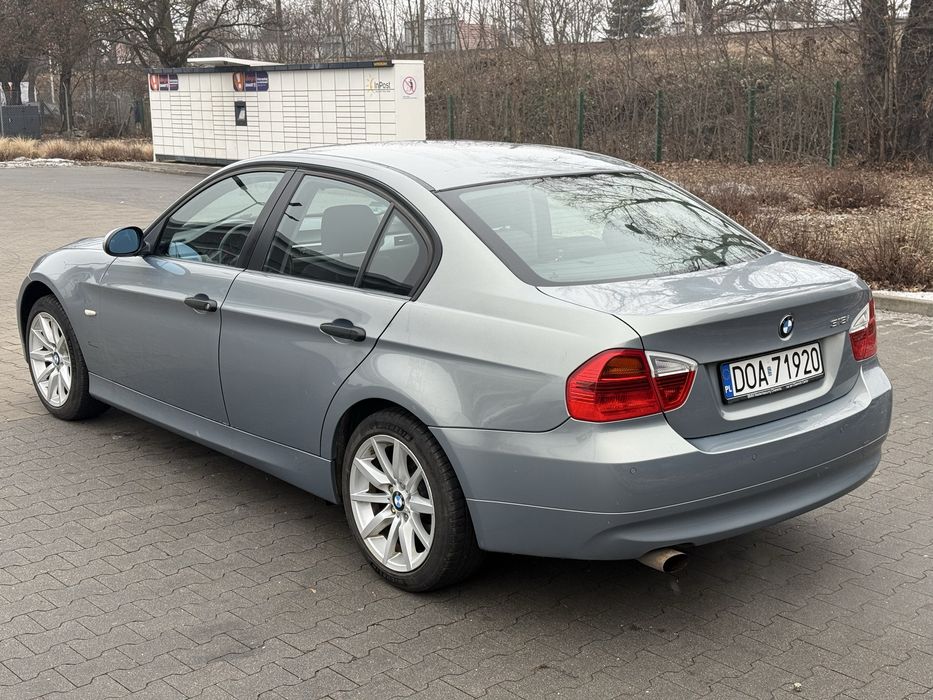 BMW E90 318i NISKI PRZEBIEG! Serwisowana!