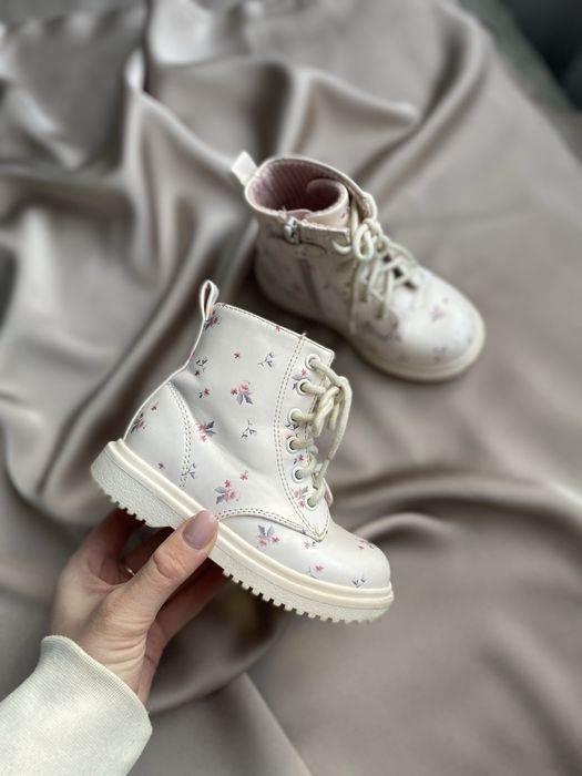 Чобітки Next 24 розмір