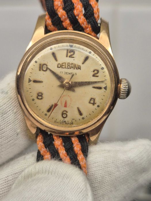 Damski zegarek vintage *Delbana*