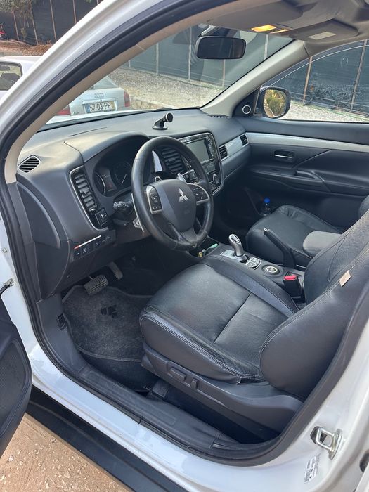 Mitsubihi Outlander PHEV