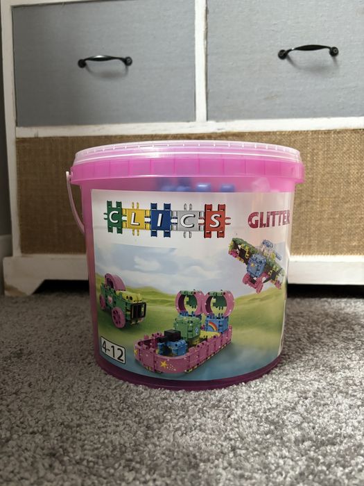 Belgijskie Klocki Clics Glitter 8 w 1