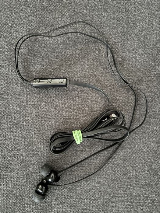 słuchawki iPhone lightning cable czarne