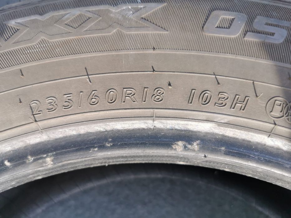 Opony DUNLOP 235/60/18