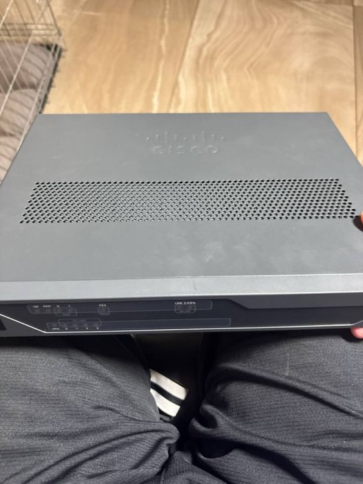 Маршрутизатор для малого бізнесу та офісів