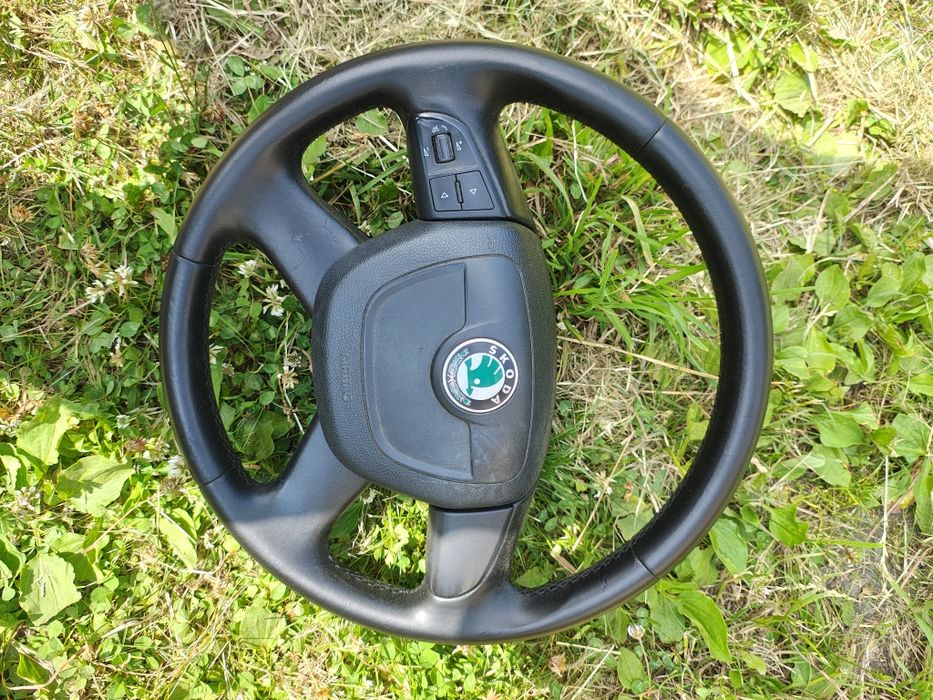 Kierownica skórzana multifunkcja Fabia 2 skoda