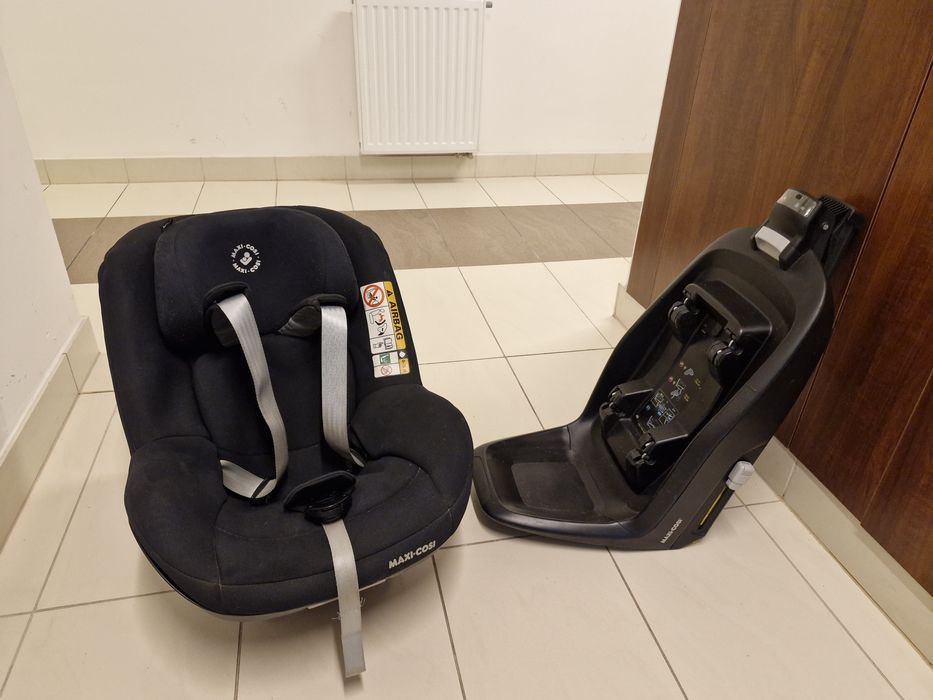 Maxi-Cosi Pearl Pro 2 i-Size Fotelik 0-18 kg Authentic Black plus baza