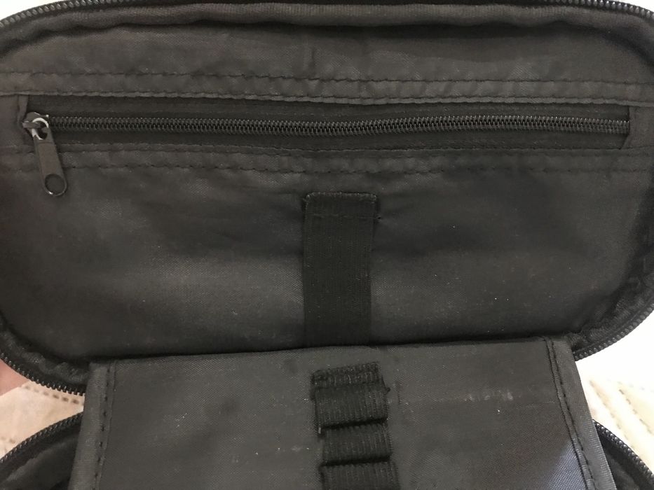 Estojo da marca Becool