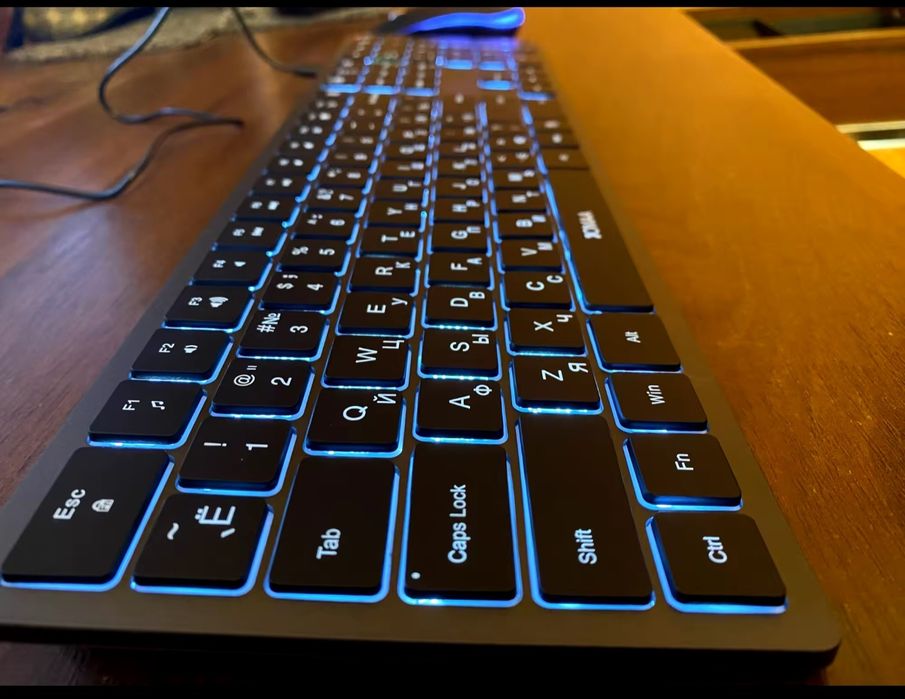 Teclado ultra slim sem fios retroiluminado + rato