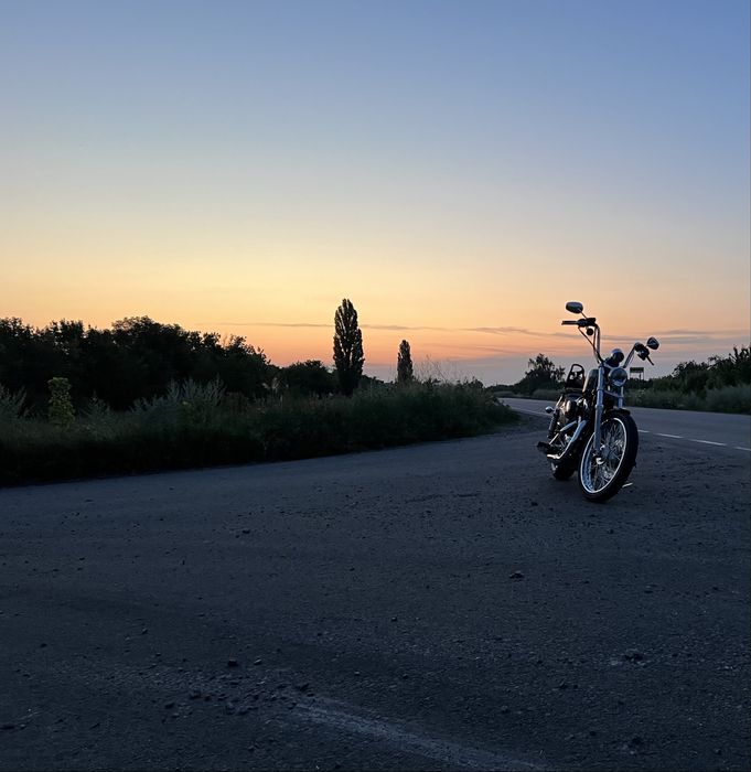 Harley Davidson Sportster XL1200V Seventy Two