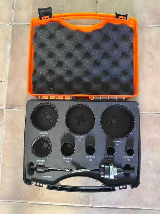 conjunto brocas cranianas