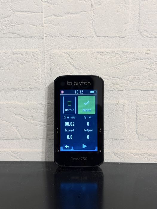 Licznik rowerowy z nawigacją Bryton Rider 750 GPS