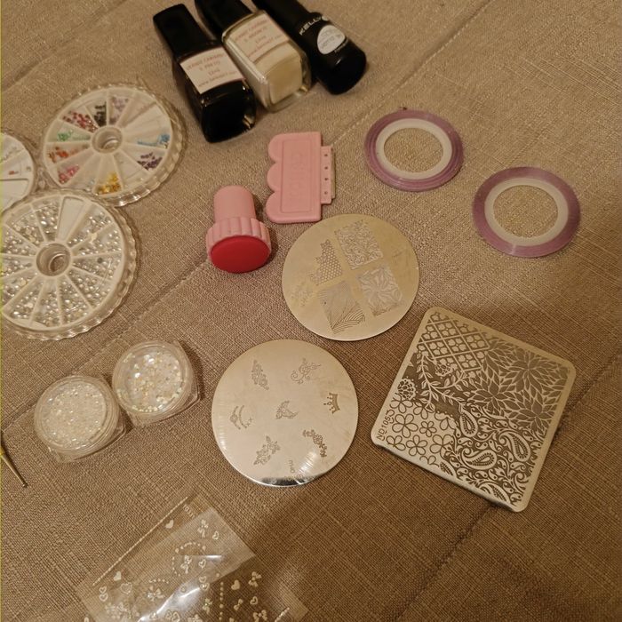 Kit Nail Art - vários materiais