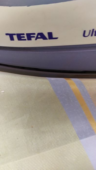 Утюг TEFAL c подставкой