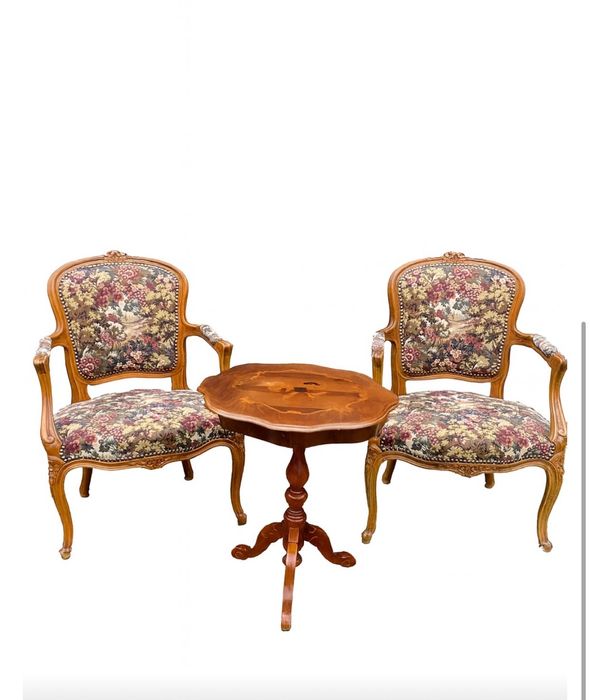 Fotele Krzesła ludwikowskie wraz ze stolikiem