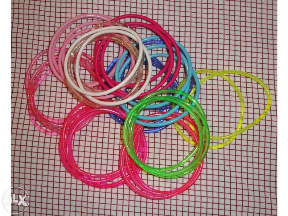 Lote de 74 Pulseiras