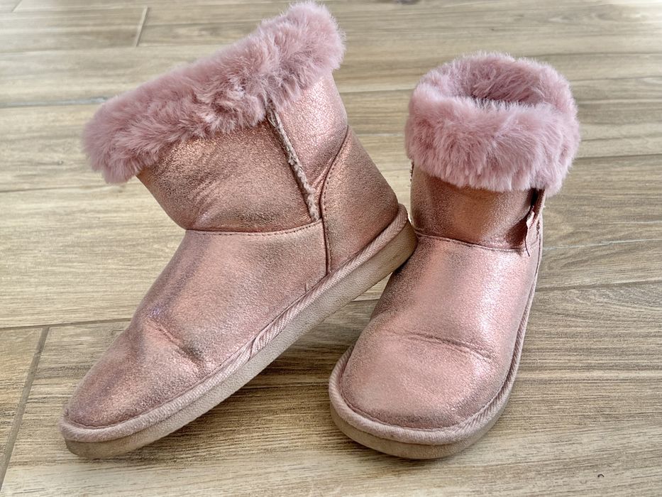 Buty ocieplane, botki typu UGG