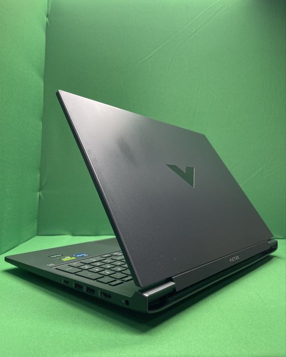 HP Victus 16 — потужний ігровий ноутбук на i7-13700HX та RTX 4060!