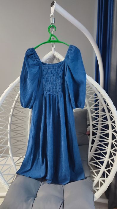 Сукня 52_54 з розрізом