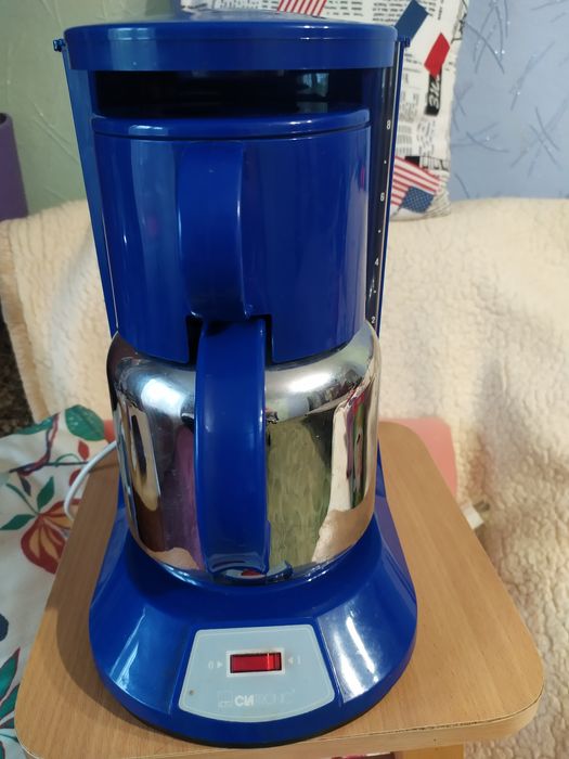 Капельная кофеварка, похожая на модель Silvertec KAE1001